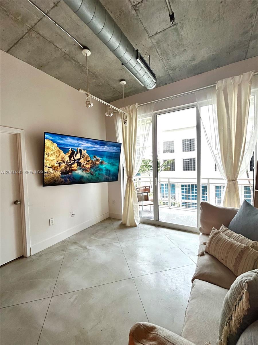 2001 Biscayne Blvd 2310