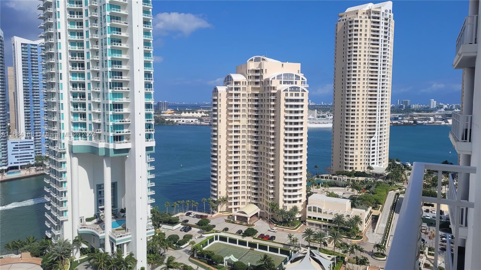 701 Brickell Key Blvd Lph-08, Miami, Broward County, Florida - 1 Bedrooms  
2 Bathrooms - 