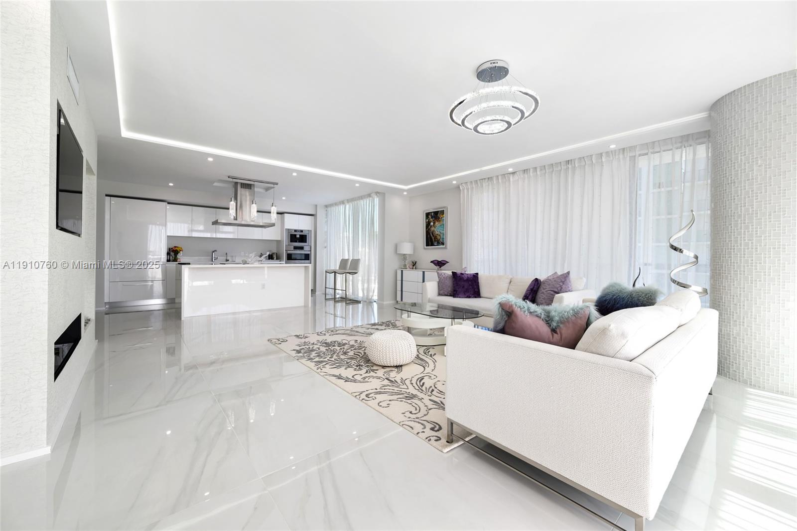 PARQUE TOWERS CONDO - Residential