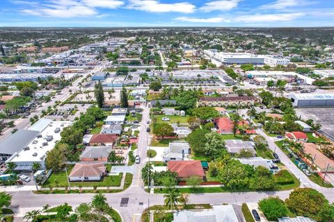 A home in Hallandale Beach