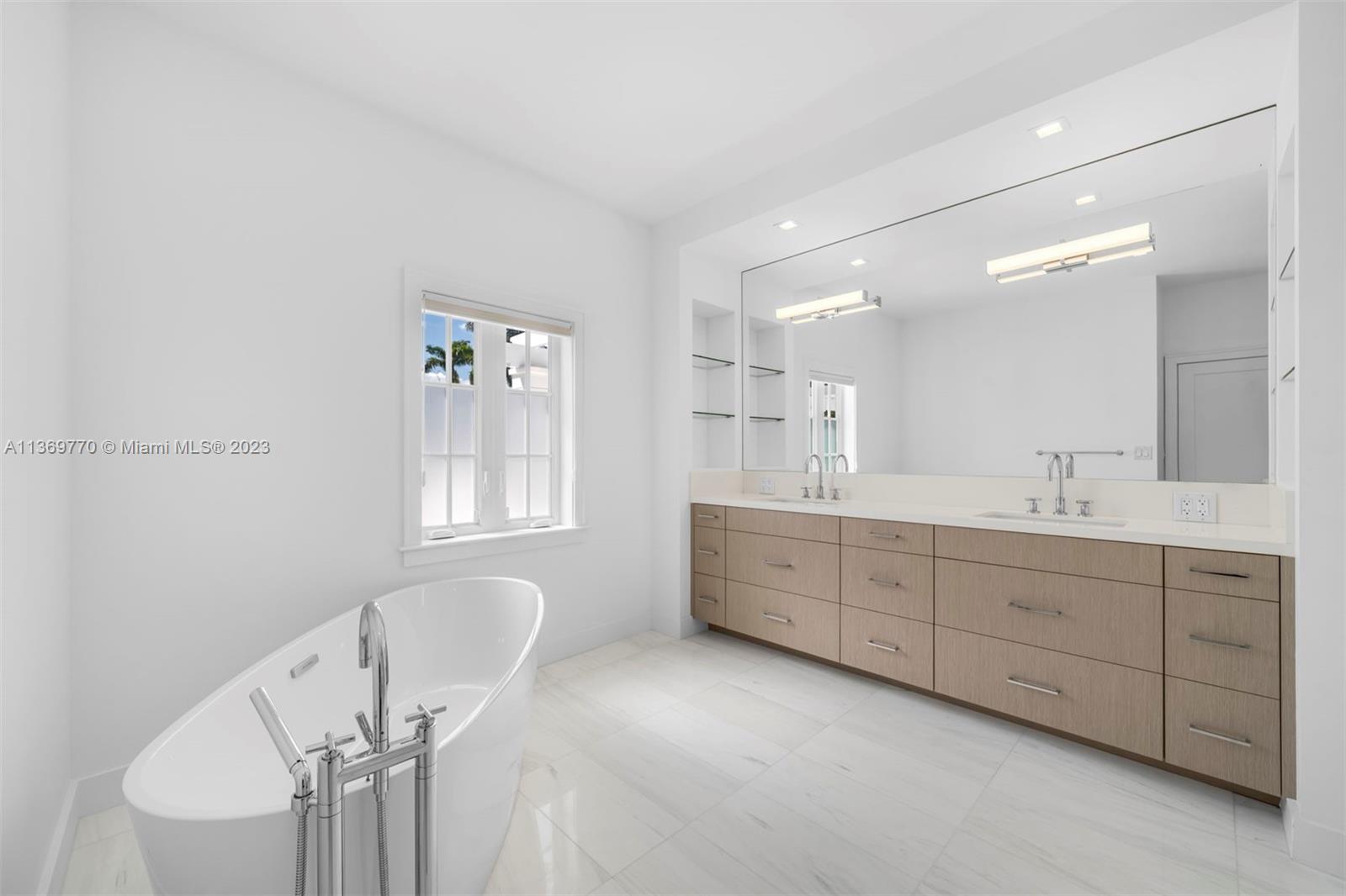 CORAL GABLES SEC B - Residential