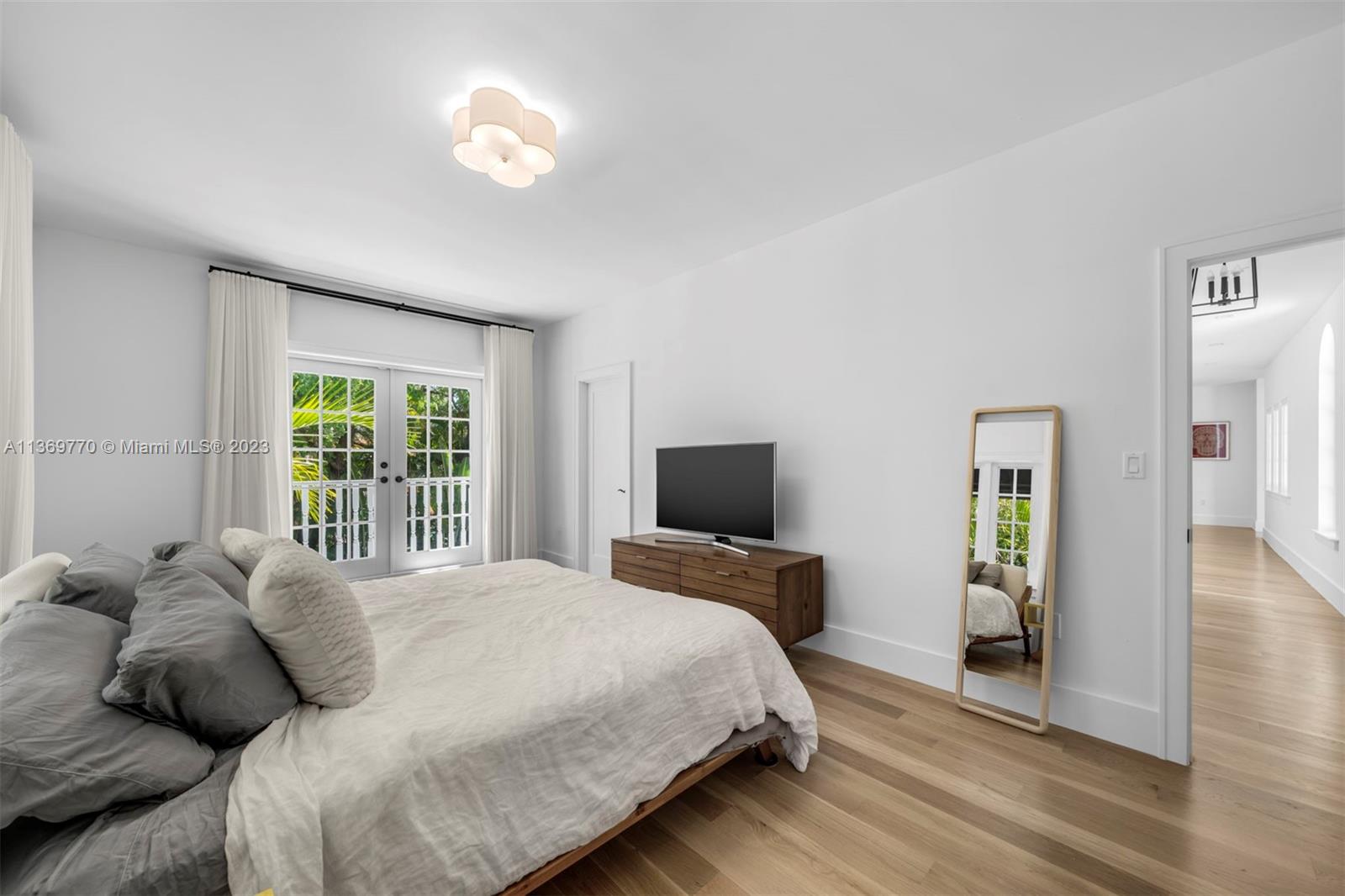 CORAL GABLES SEC B - Residential