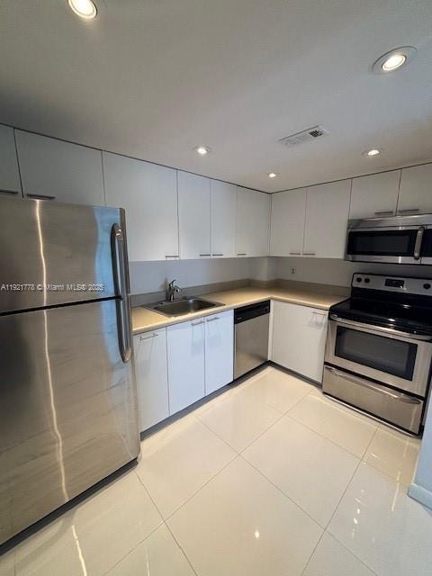 OCEAN VIEW TOWERS - Residential Lease