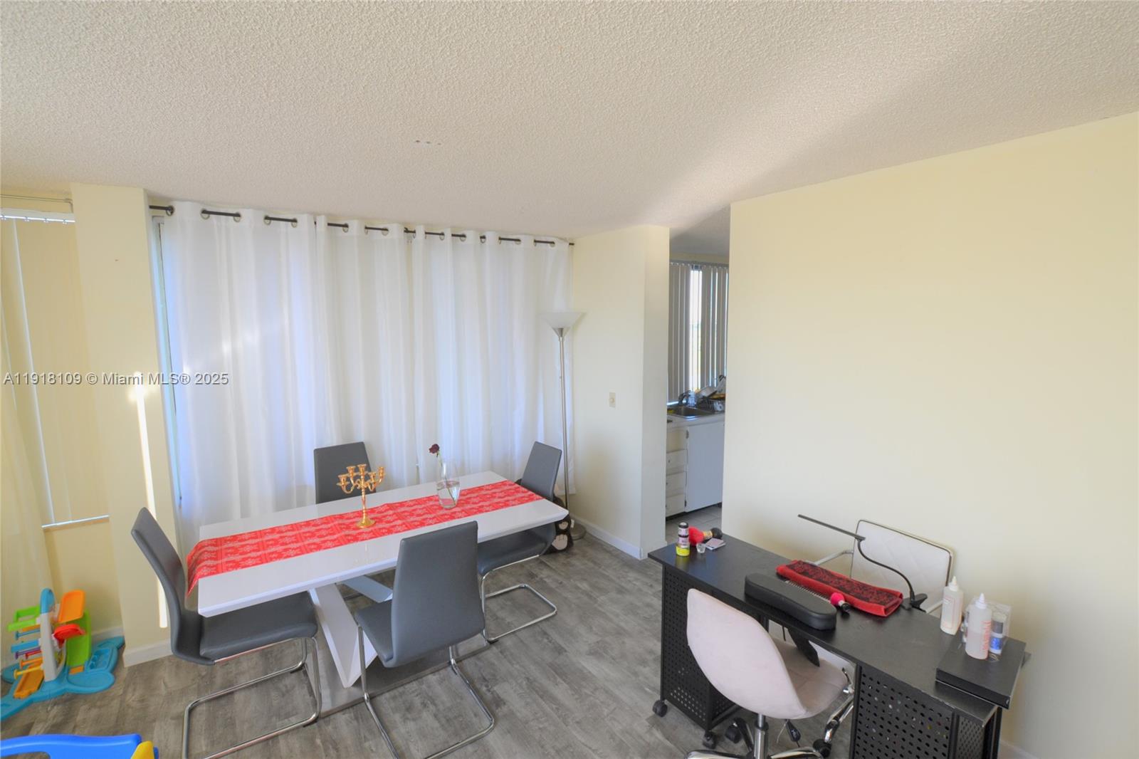 YORKTOWN CONDO - Residential Lease