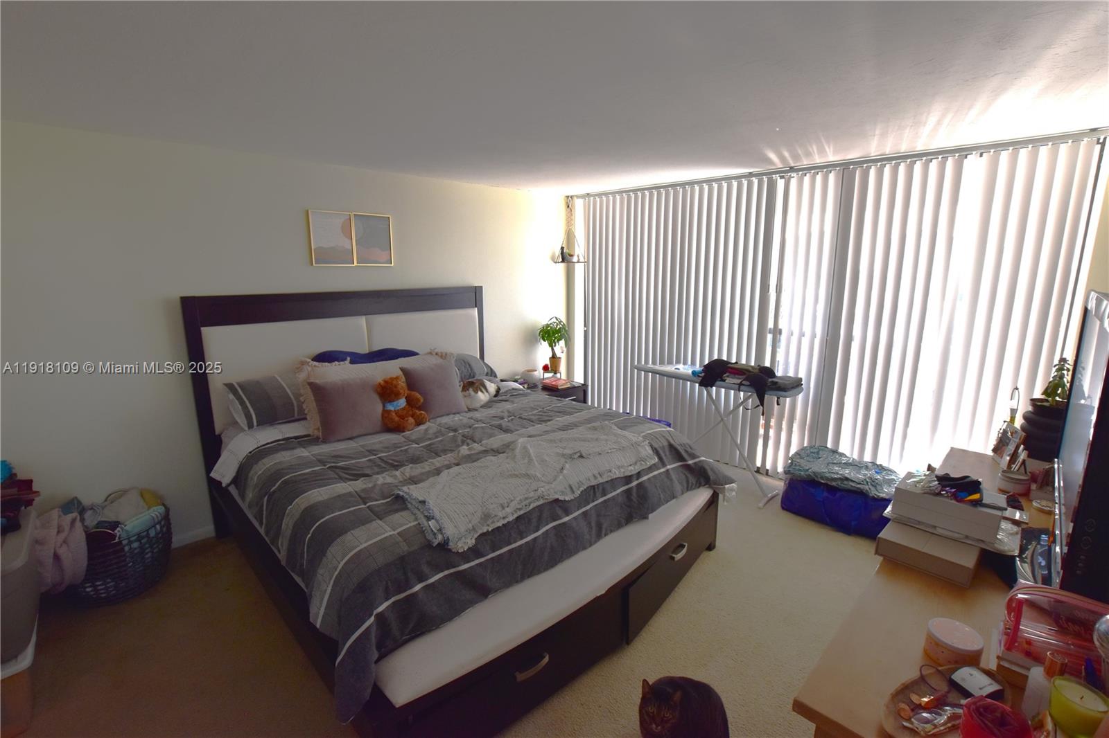 YORKTOWN CONDO - Residential Lease