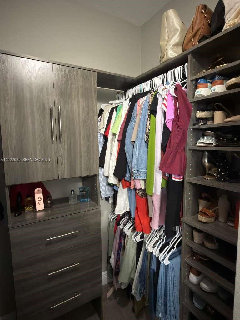 MEADOW PINES - Residential Lease