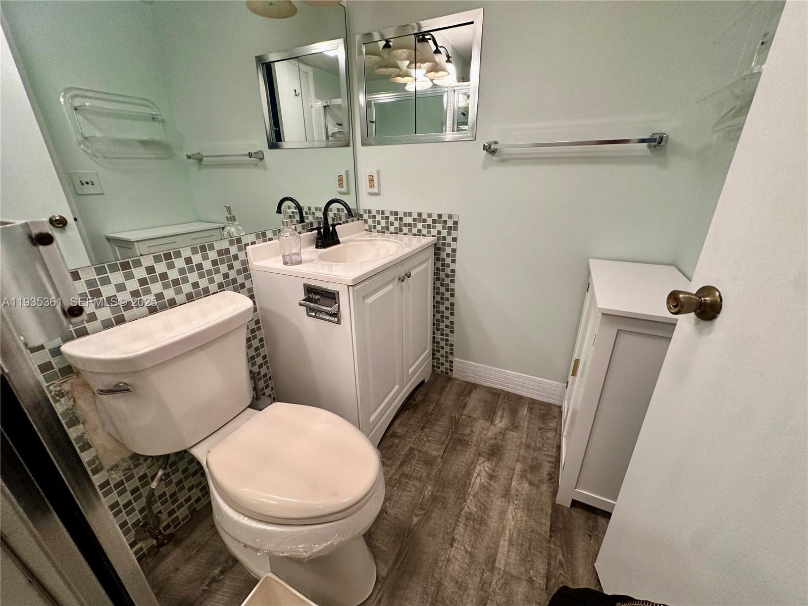 HARWOOD E CONDO - Residential