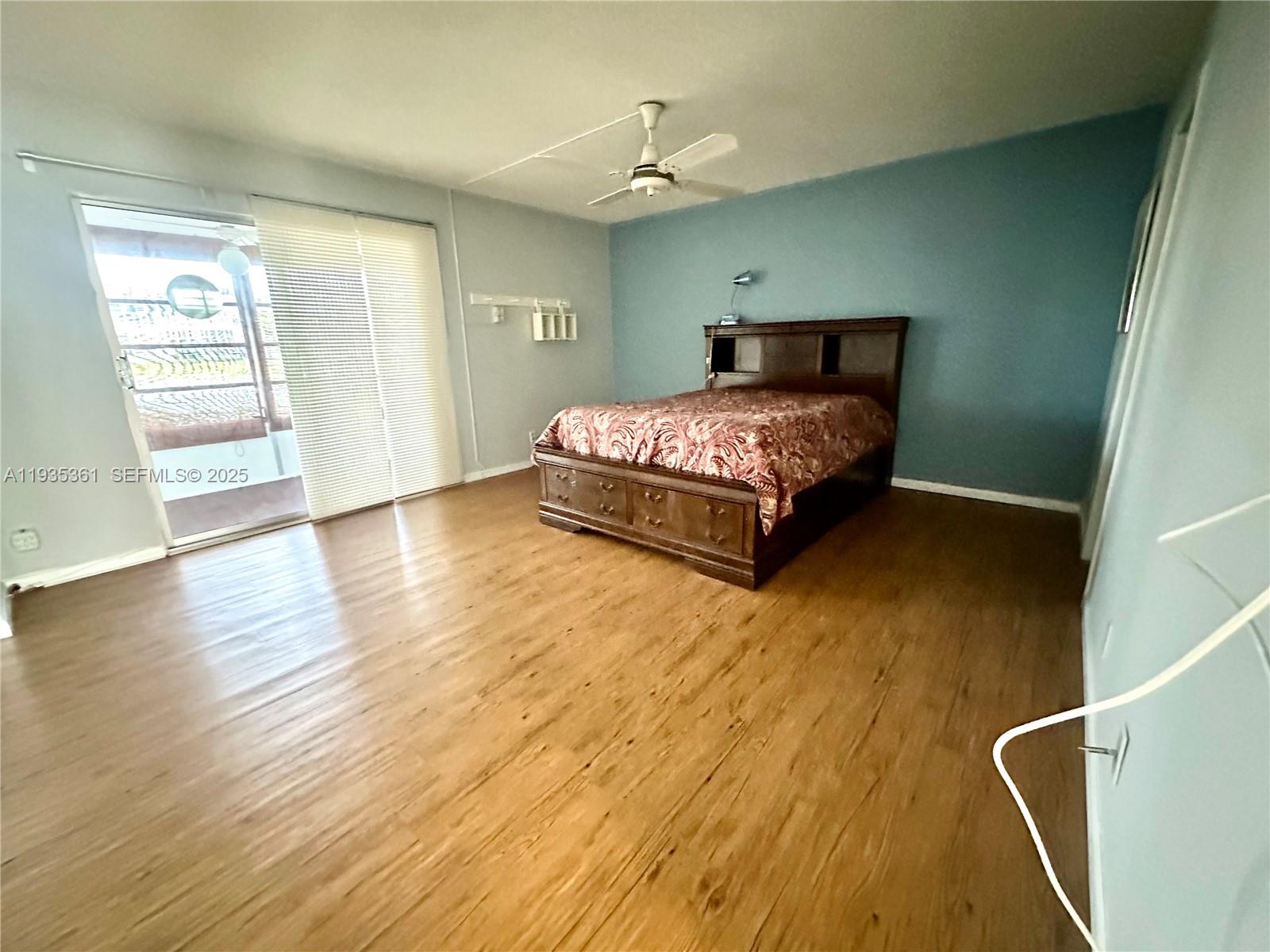 HARWOOD E CONDO - Residential