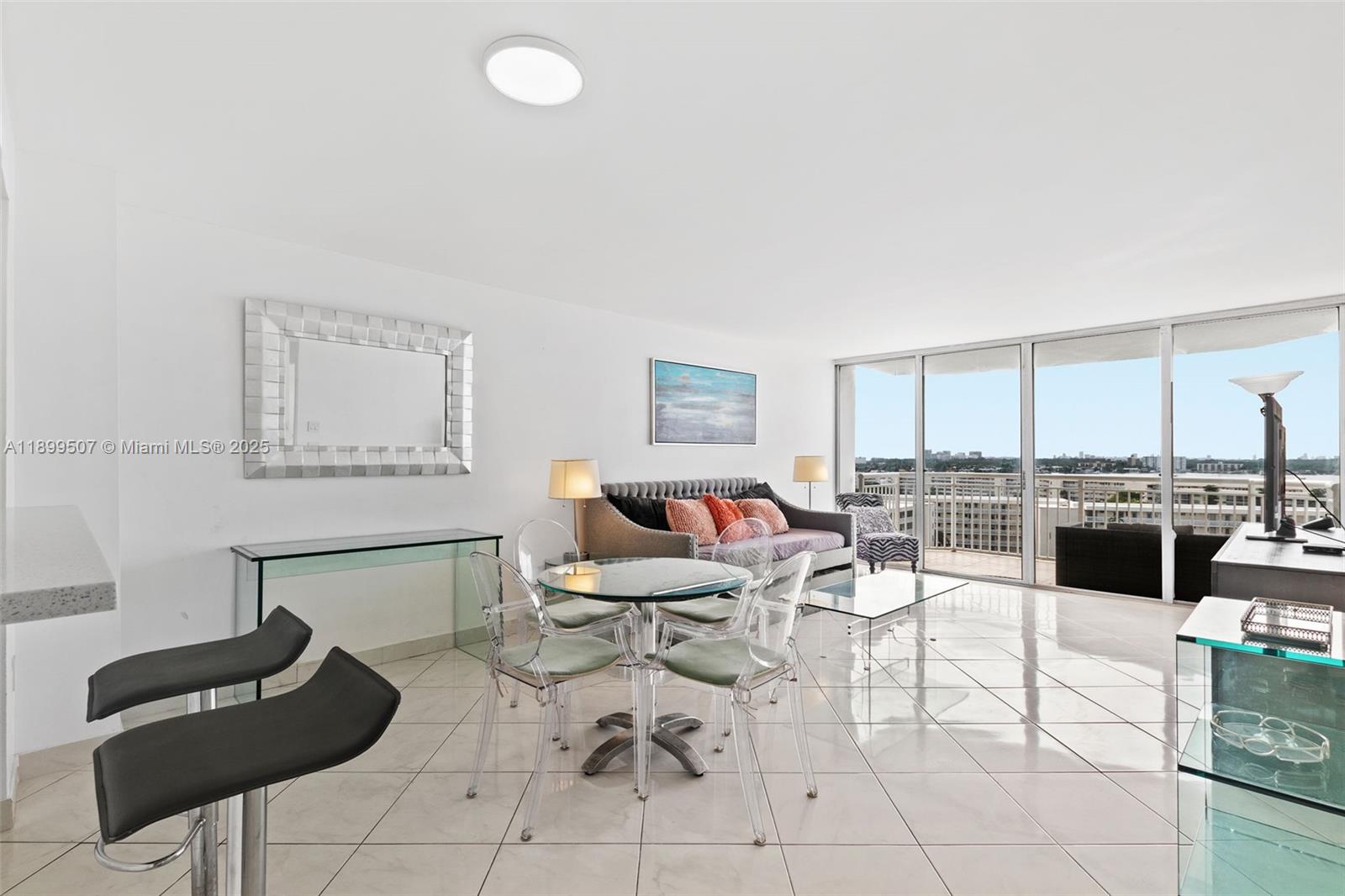 DEL PRADO MARINA - Residential