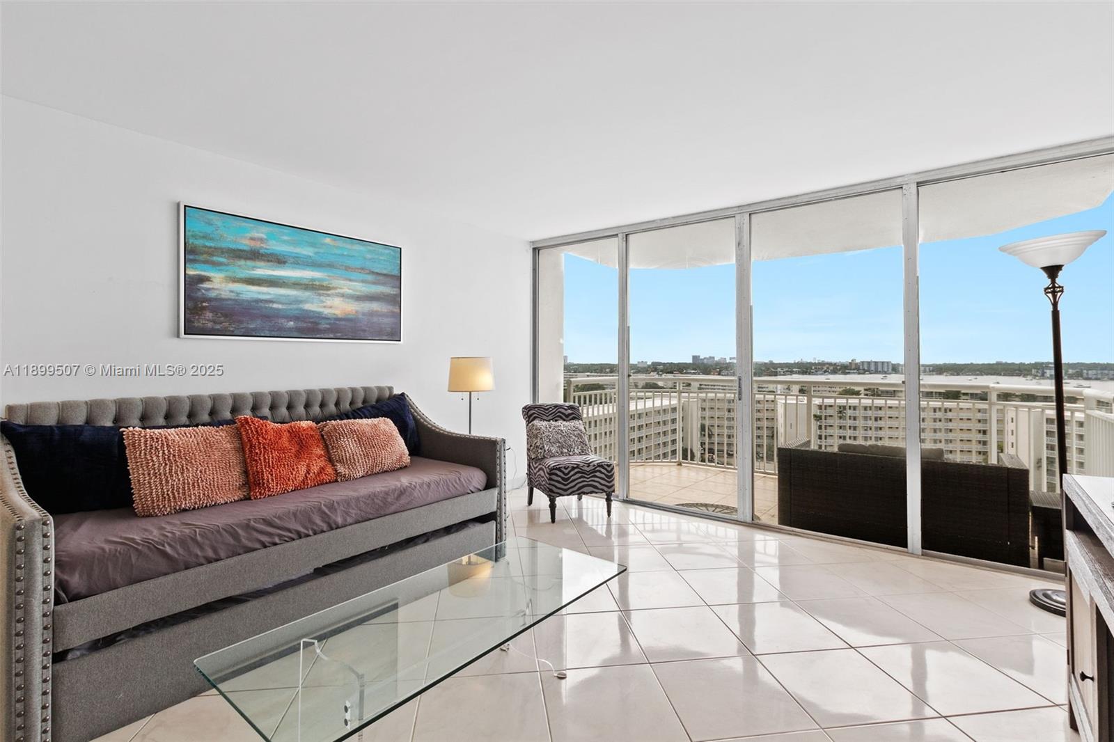 DEL PRADO MARINA - Residential