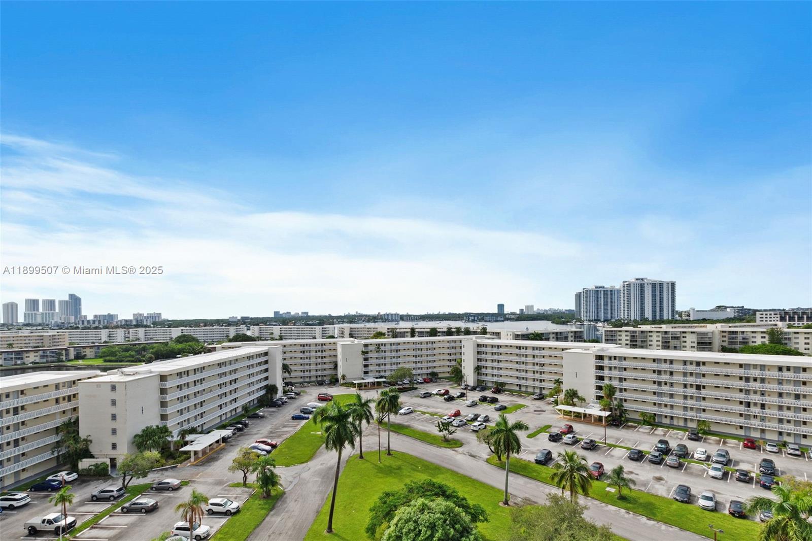 DEL PRADO MARINA - Residential