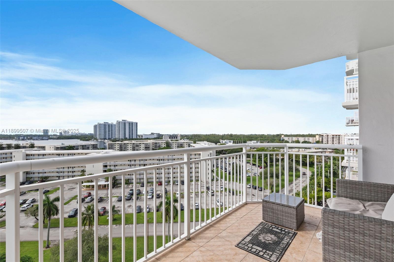 DEL PRADO MARINA - Residential