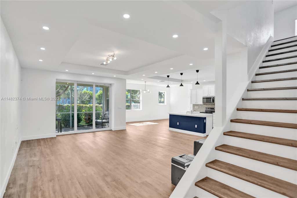 Photo of 4334 Large Leaf Ln #4334, Hollywood, FL 33021 (MLS # A11482374)