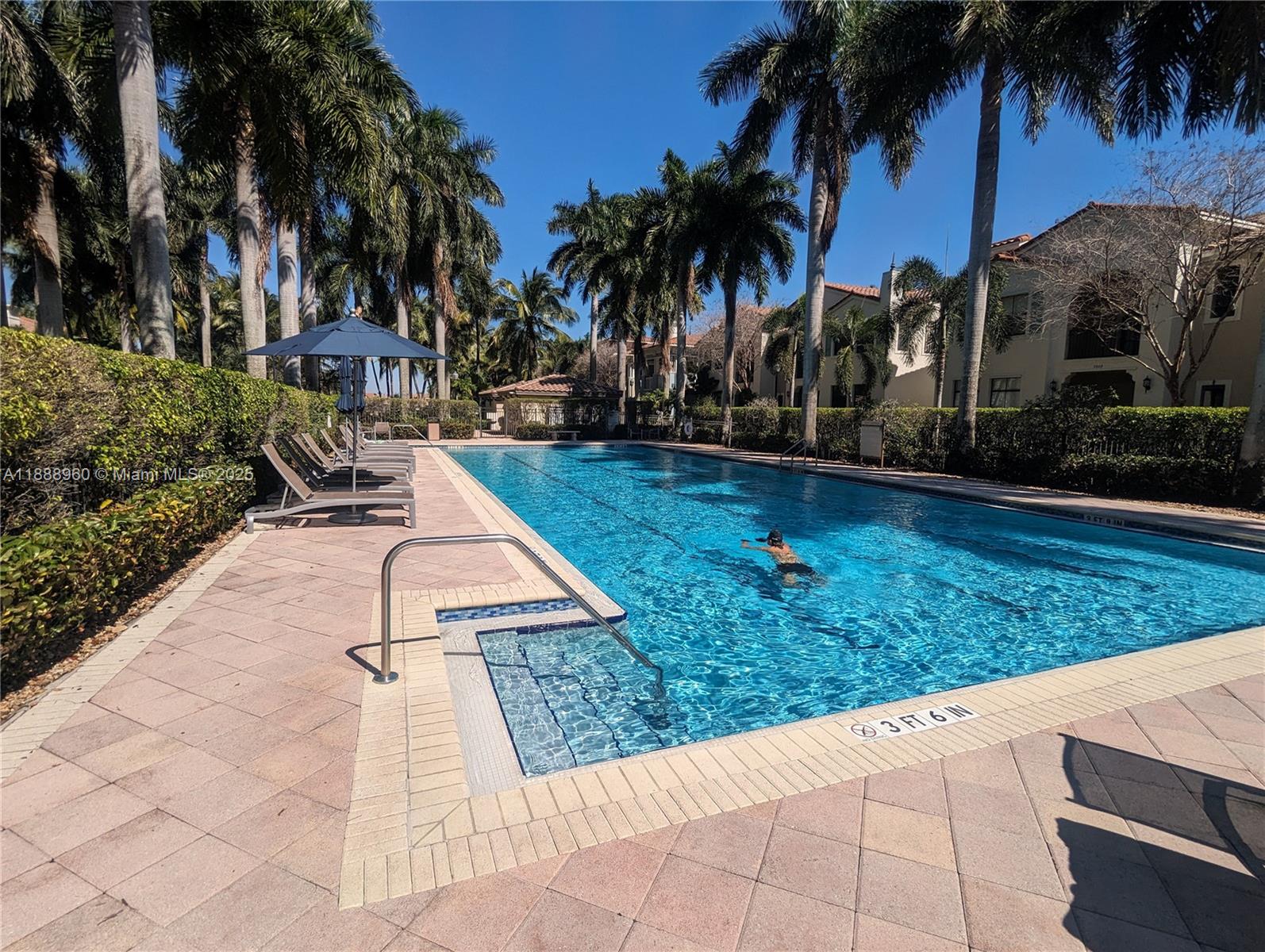 VILLA FLORA CONDO - Residential Lease