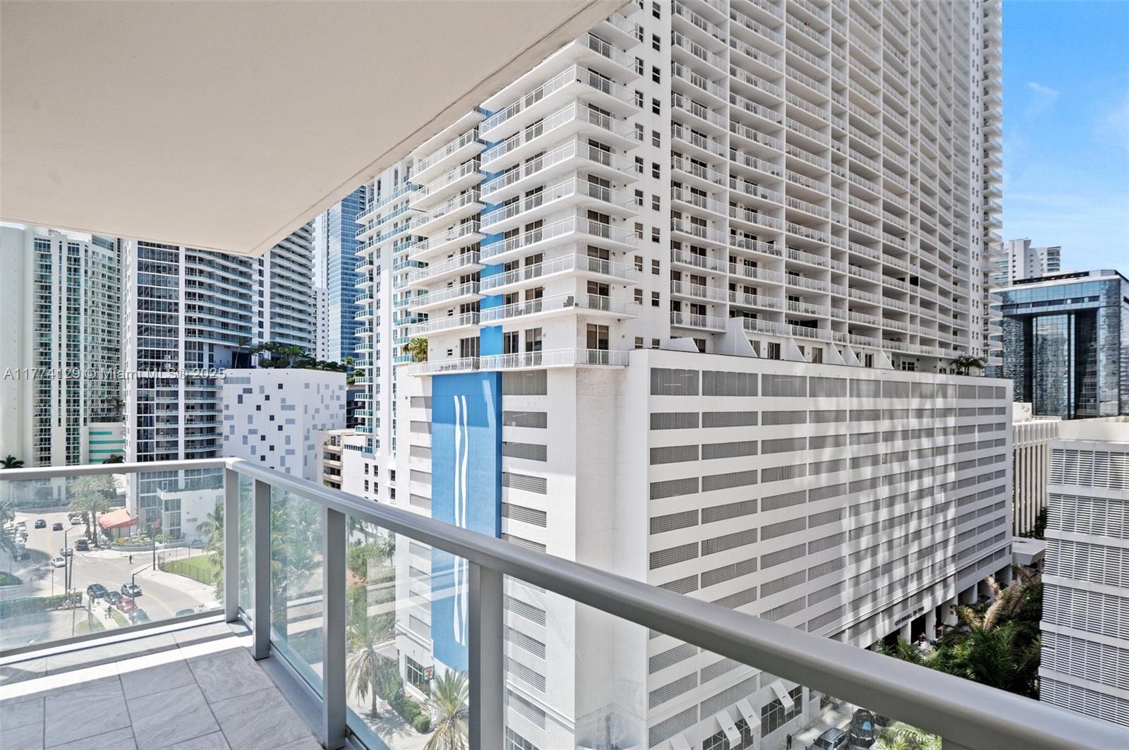 THE MARK ON BRICKELL COND - Residential Lease