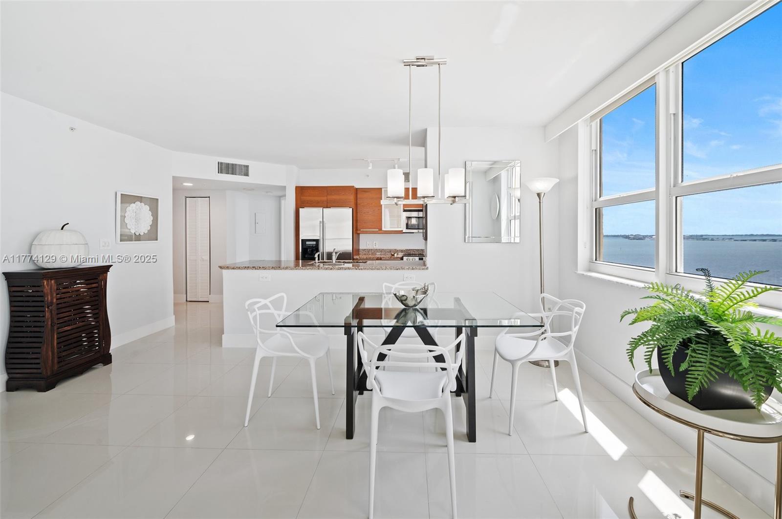 THE MARK ON BRICKELL COND - Residential Lease