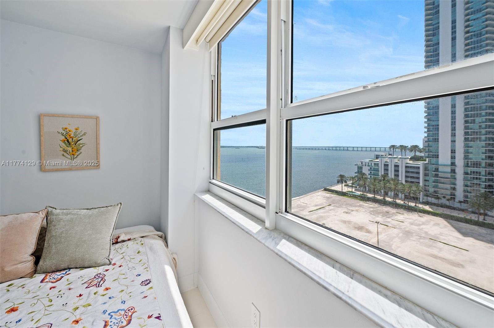 THE MARK ON BRICKELL COND - Residential Lease
