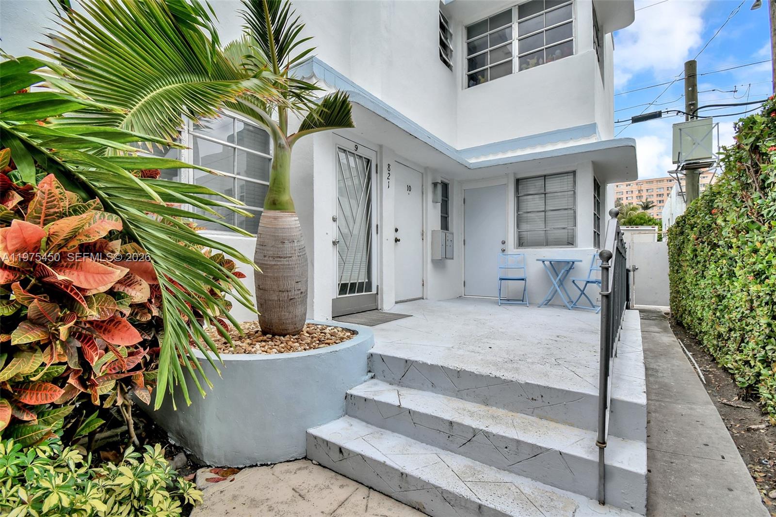 CASABLANCA OF SOUTH BEACH - Residential Lease