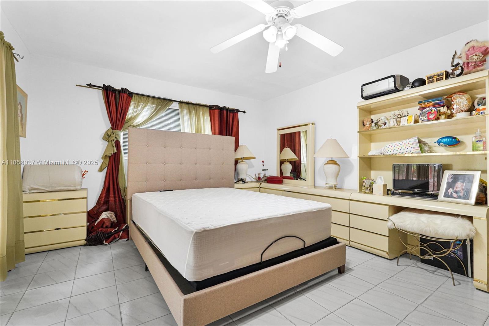 TROPICAL HIGHLANDS 3RD AD - Residential