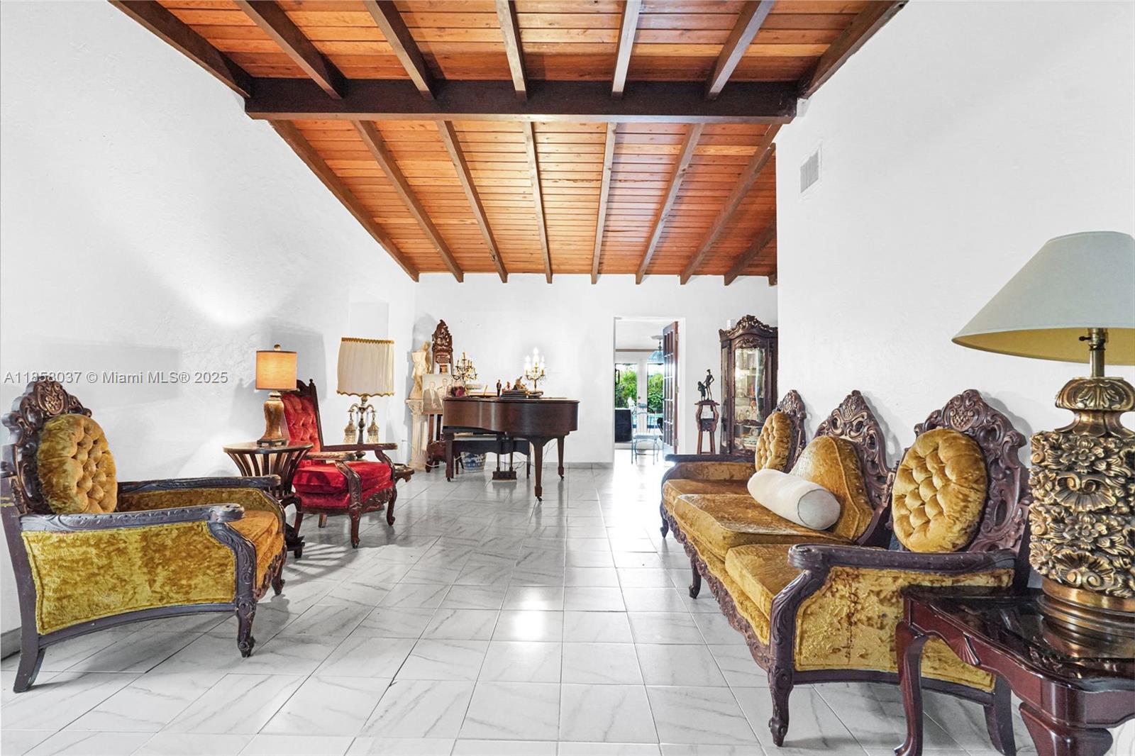 TROPICAL HIGHLANDS 3RD AD - Residential