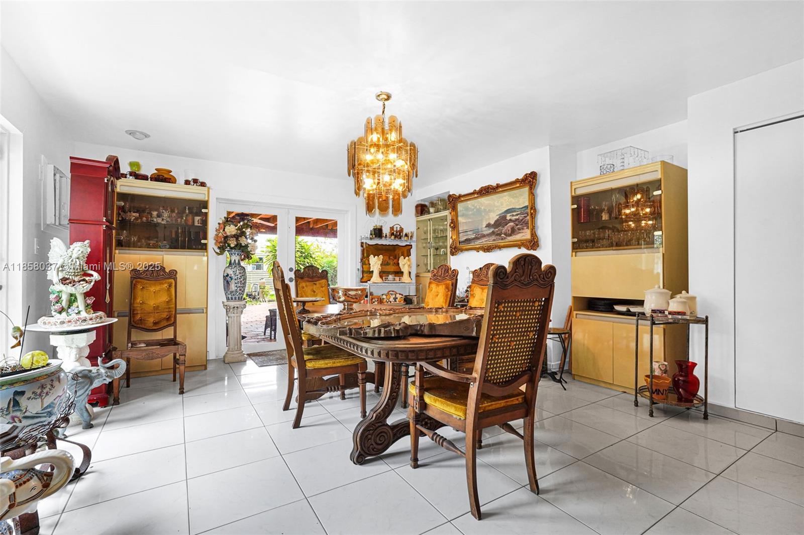 TROPICAL HIGHLANDS 3RD AD - Residential