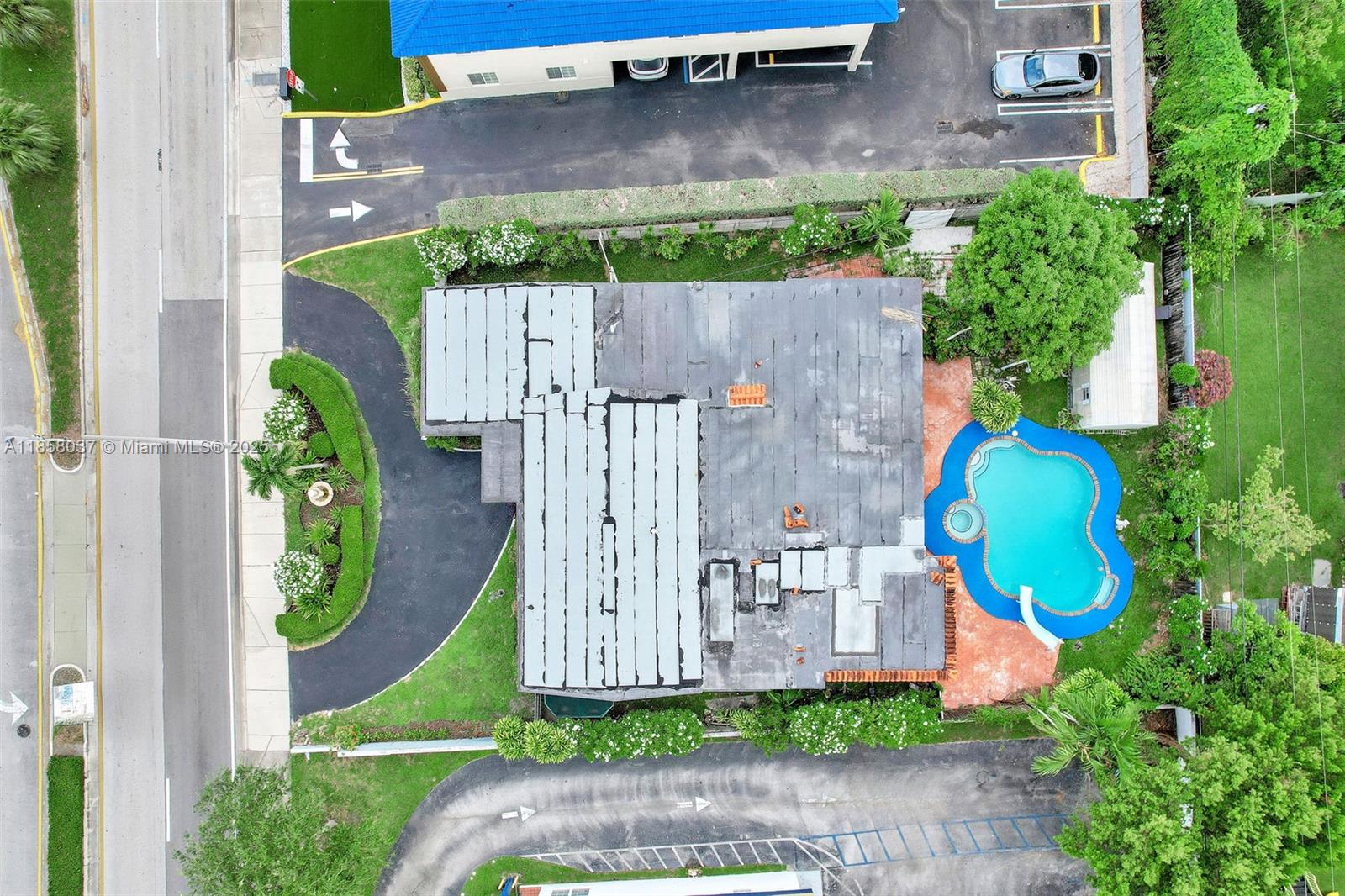 TROPICAL HIGHLANDS 3RD AD - Residential