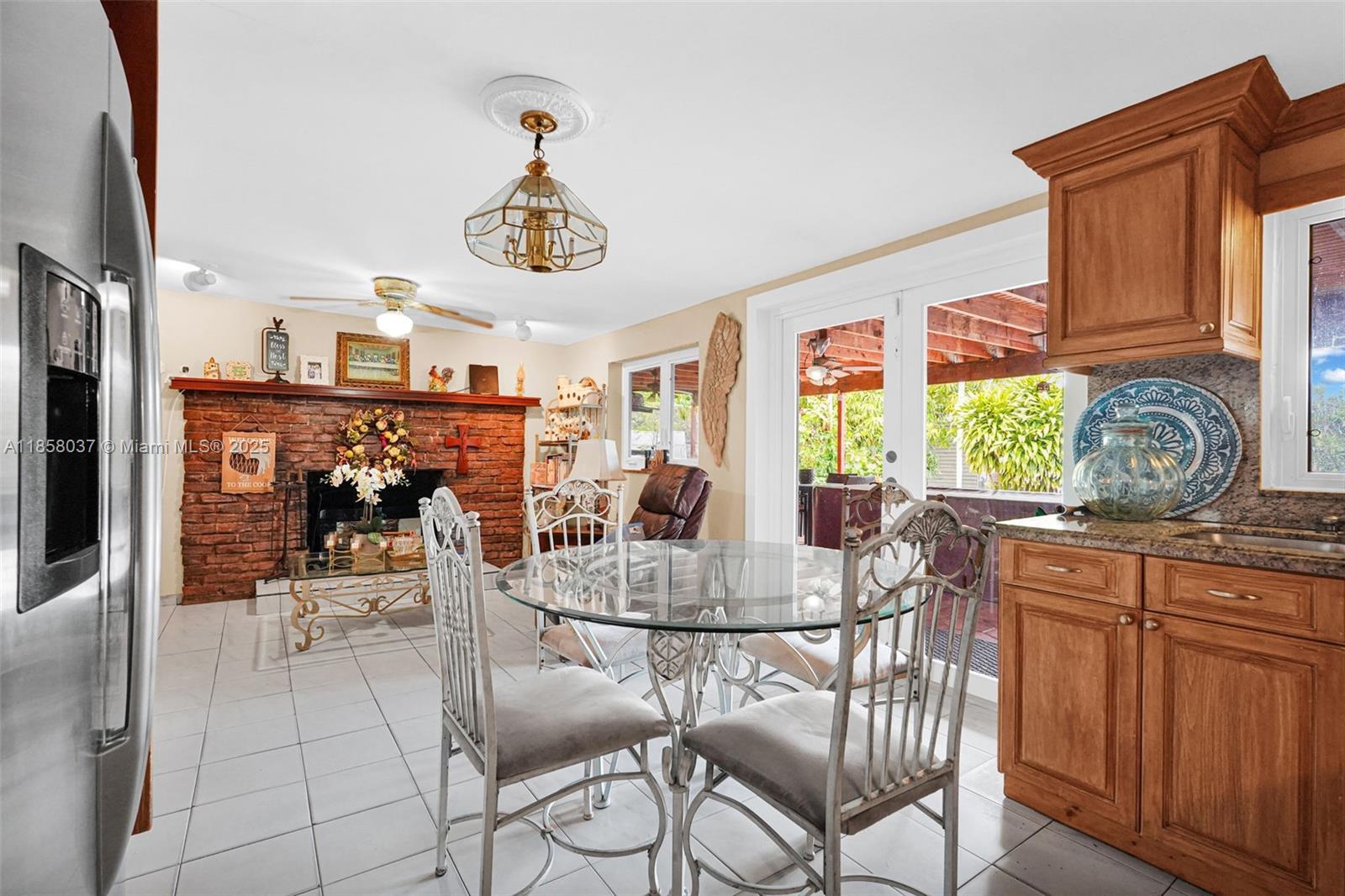 TROPICAL HIGHLANDS 3RD AD - Residential