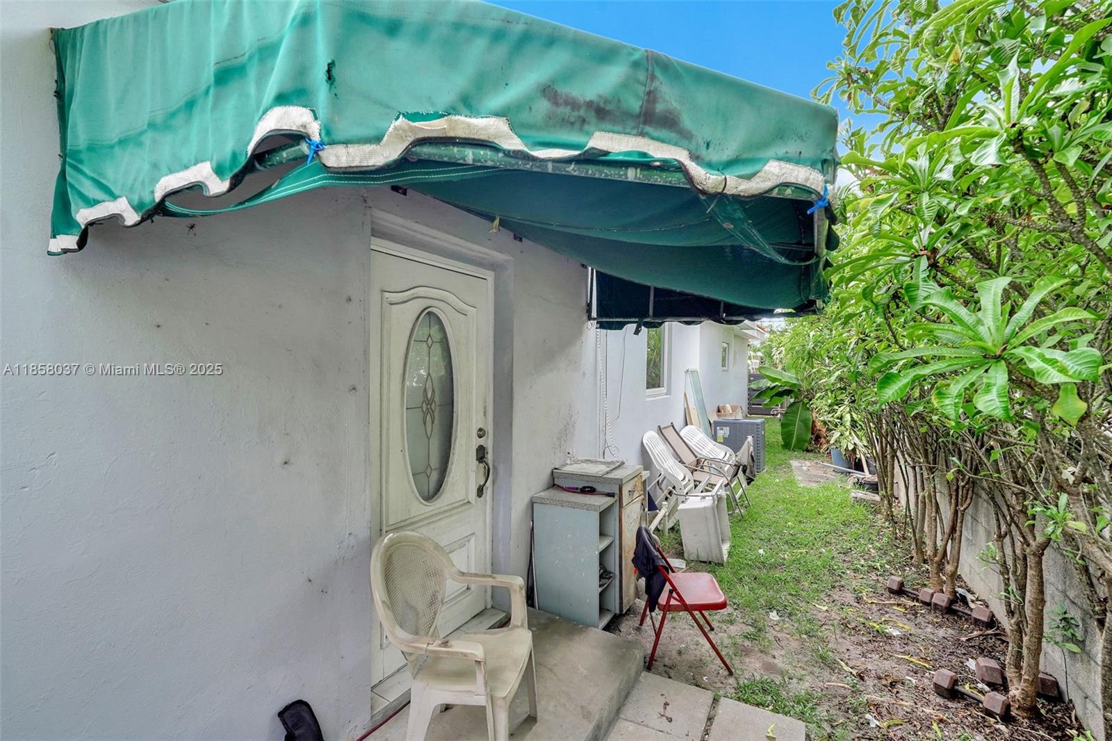 TROPICAL HIGHLANDS 3RD AD - Residential