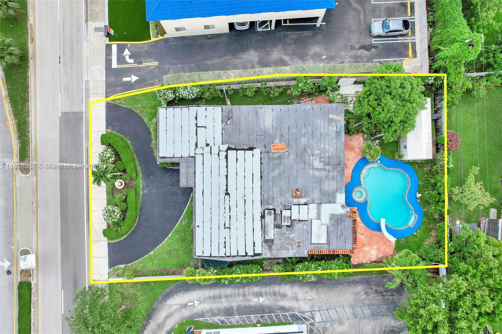 TROPICAL HIGHLANDS 3RD AD - Residential