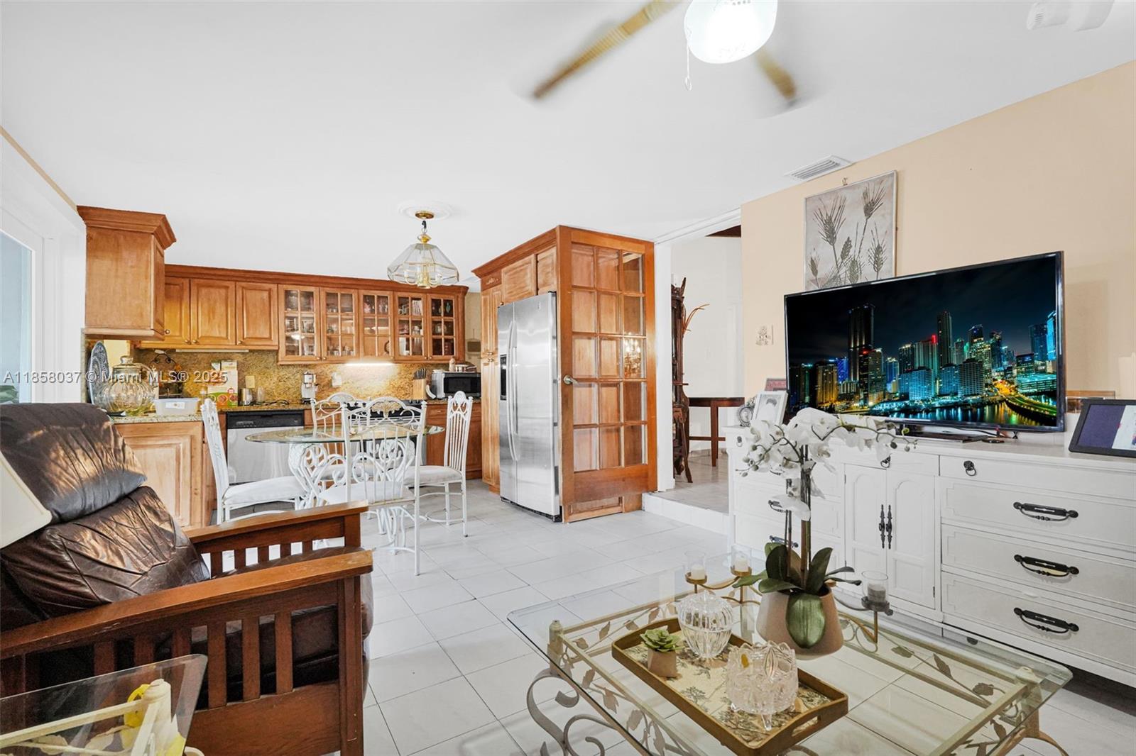 TROPICAL HIGHLANDS 3RD AD - Residential