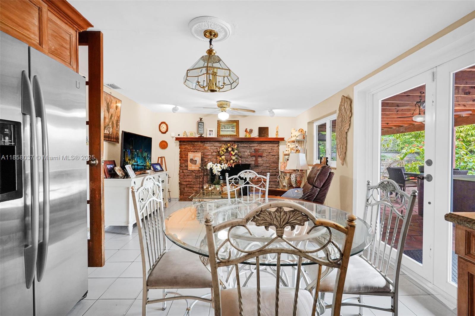 TROPICAL HIGHLANDS 3RD AD - Residential