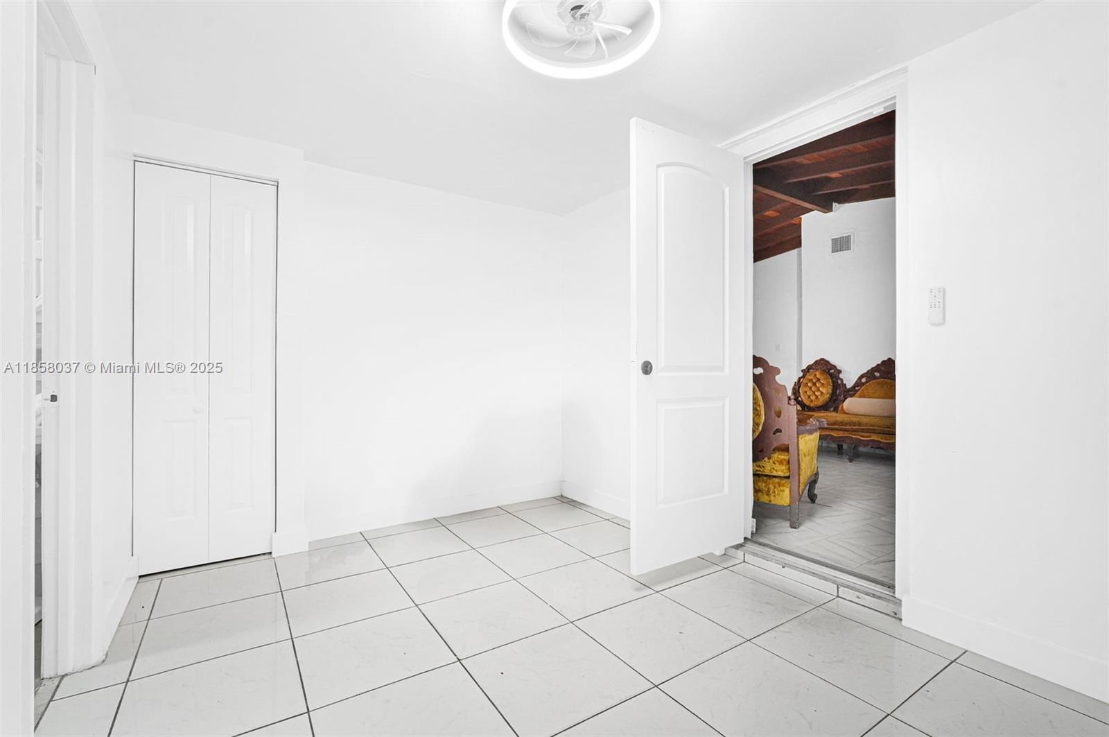 TROPICAL HIGHLANDS 3RD AD - Residential