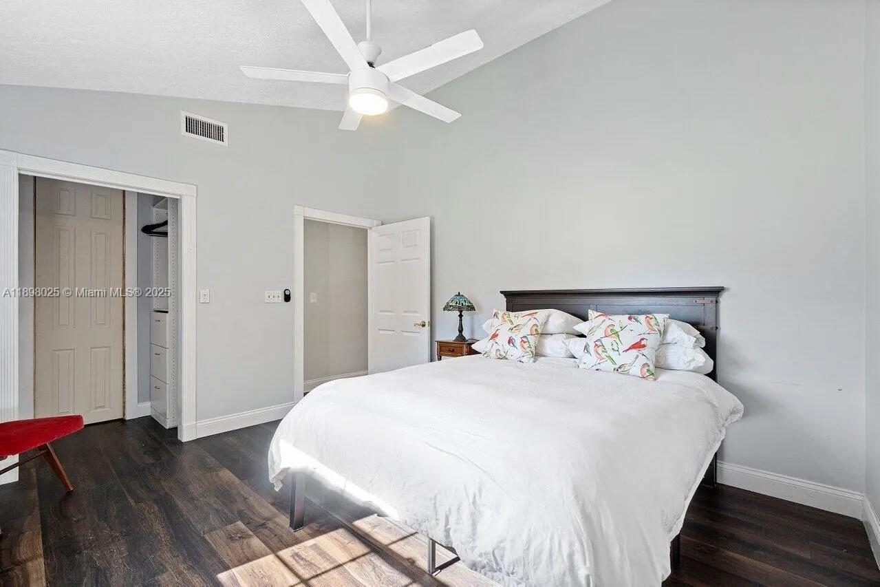 FOX TRAIL - Residential Lease