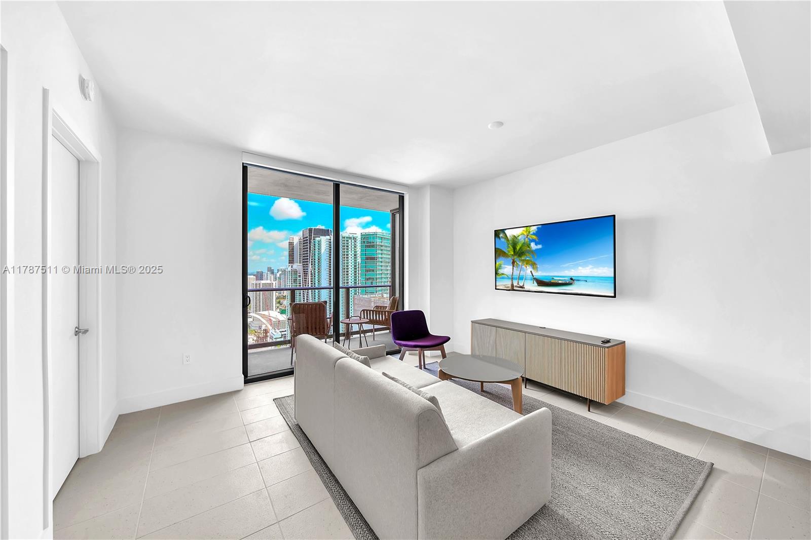 View photos, virtual tours, details... 601 NE 1st Ave 4609