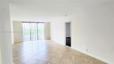 3300 NE 191st St 614 Aventura FL 33180