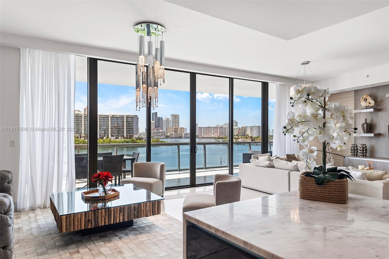 ECHO CONDO - Residential