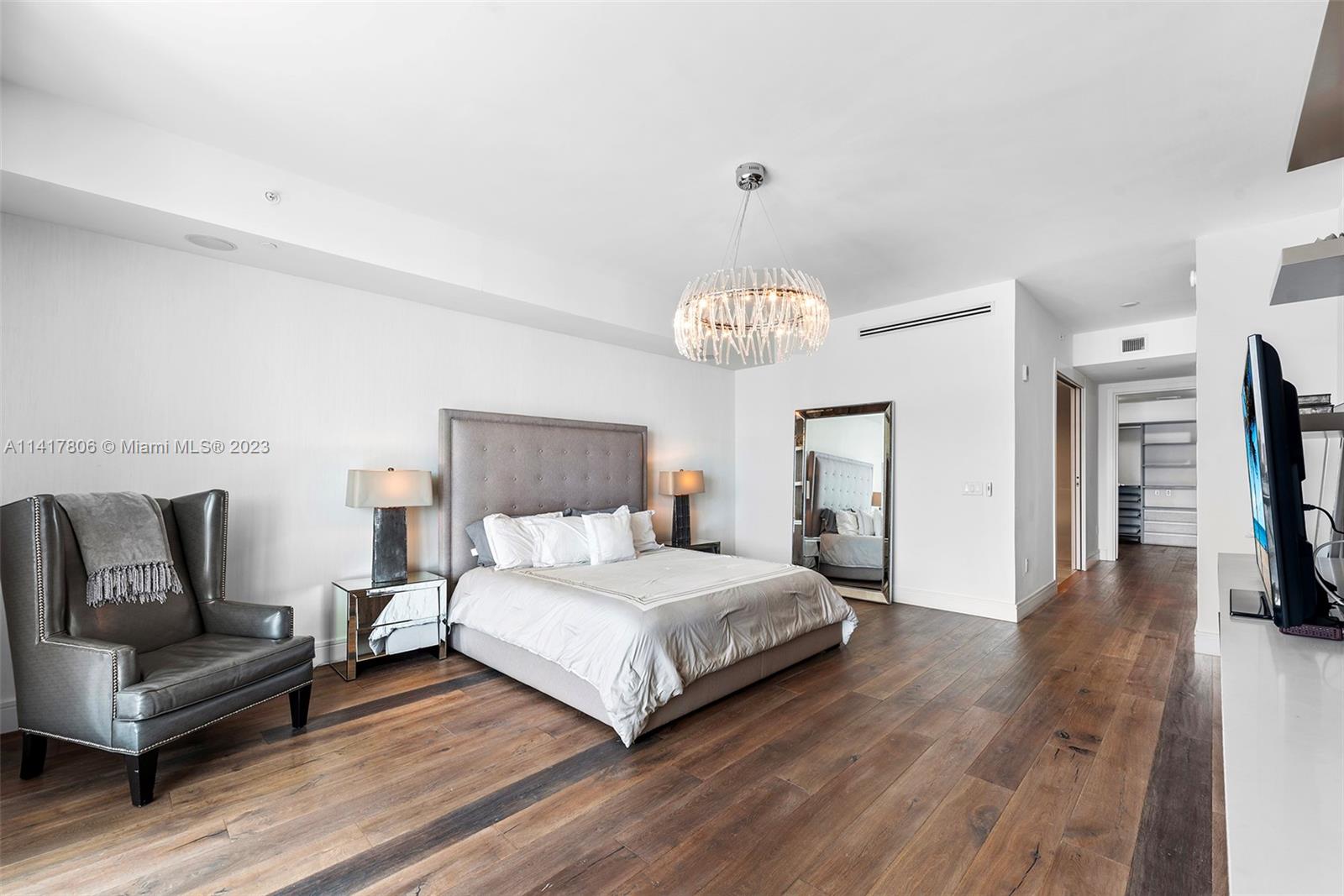 ECHO CONDO - Residential