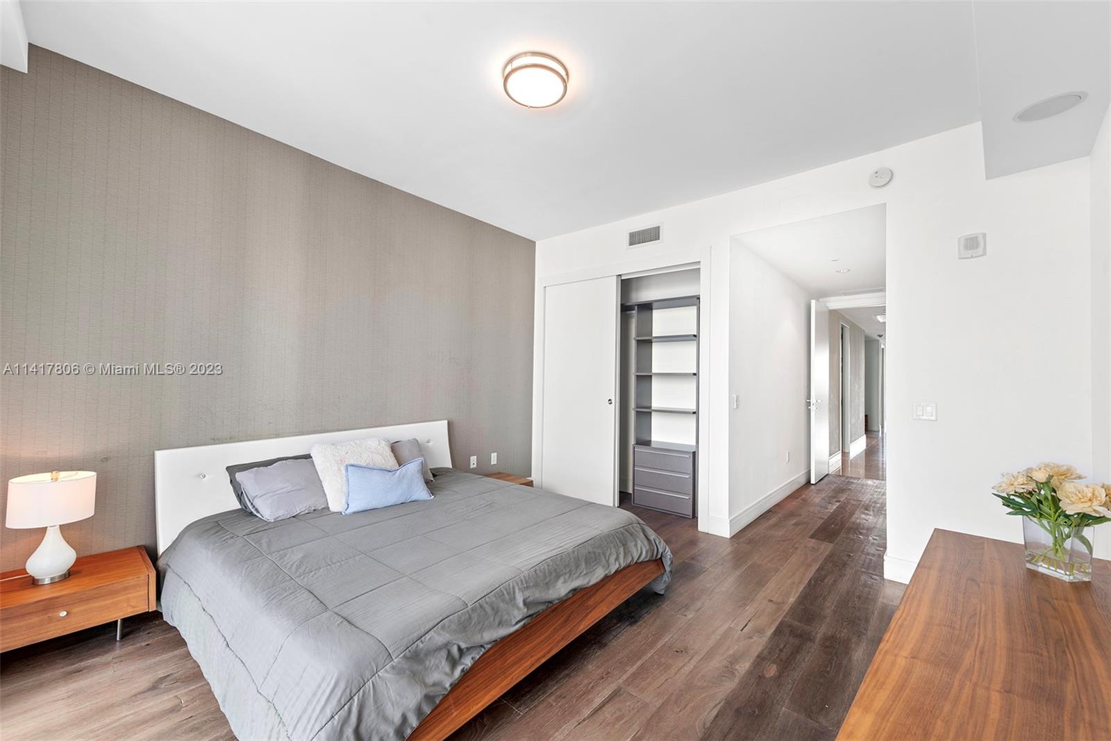 ECHO CONDO - Residential