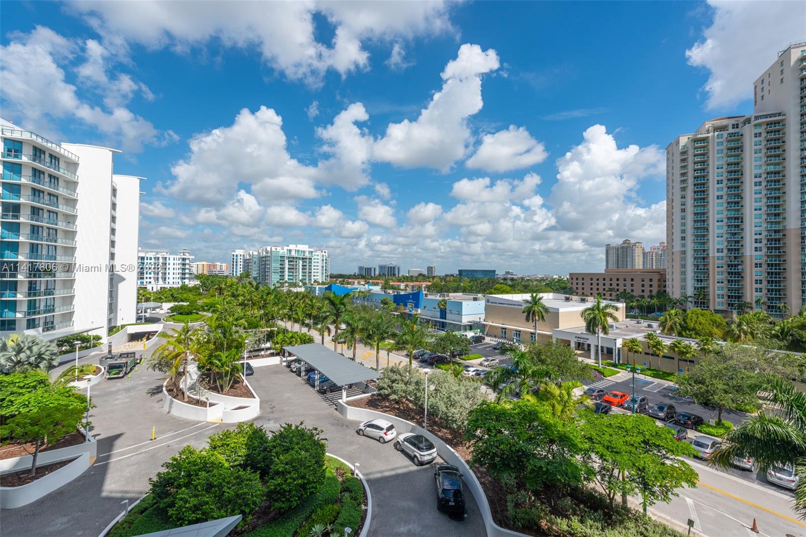 ECHO CONDO - Residential