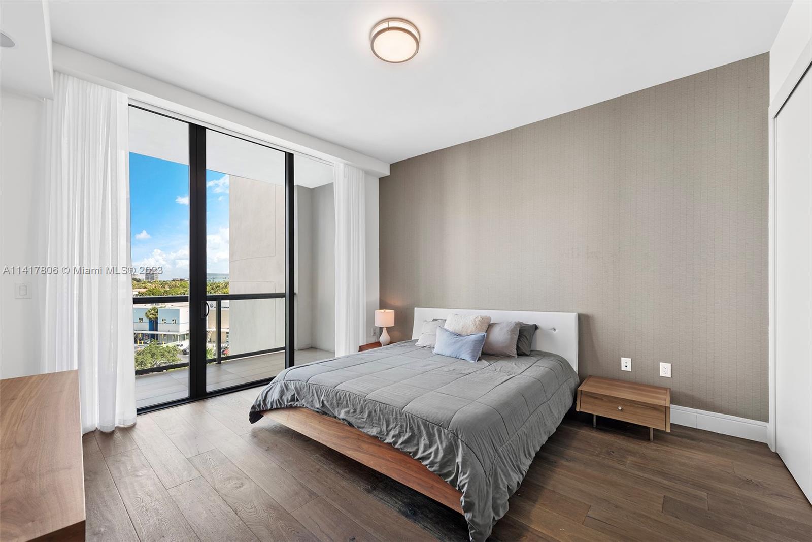 ECHO CONDO - Residential