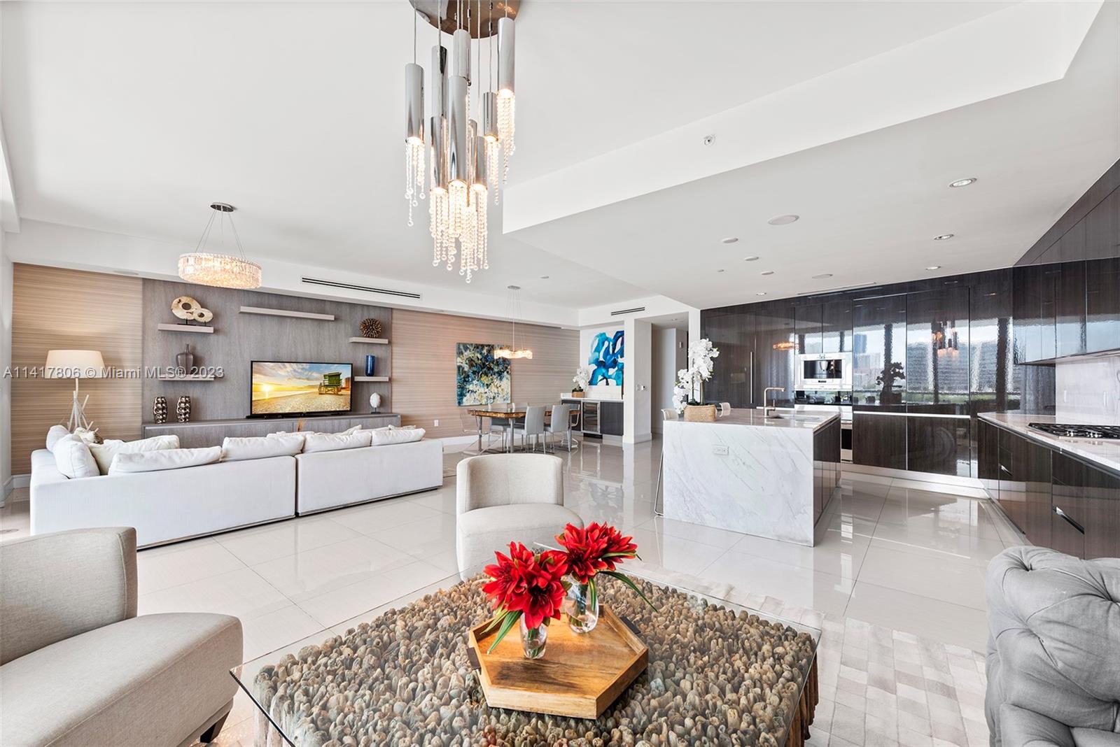 ECHO CONDO - Residential