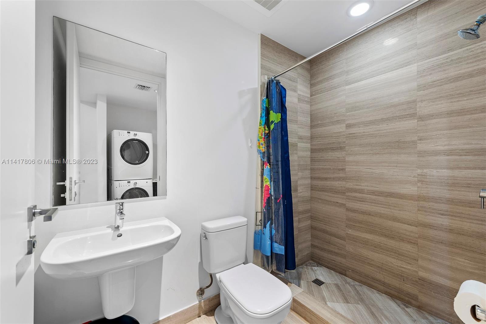 ECHO CONDO - Residential