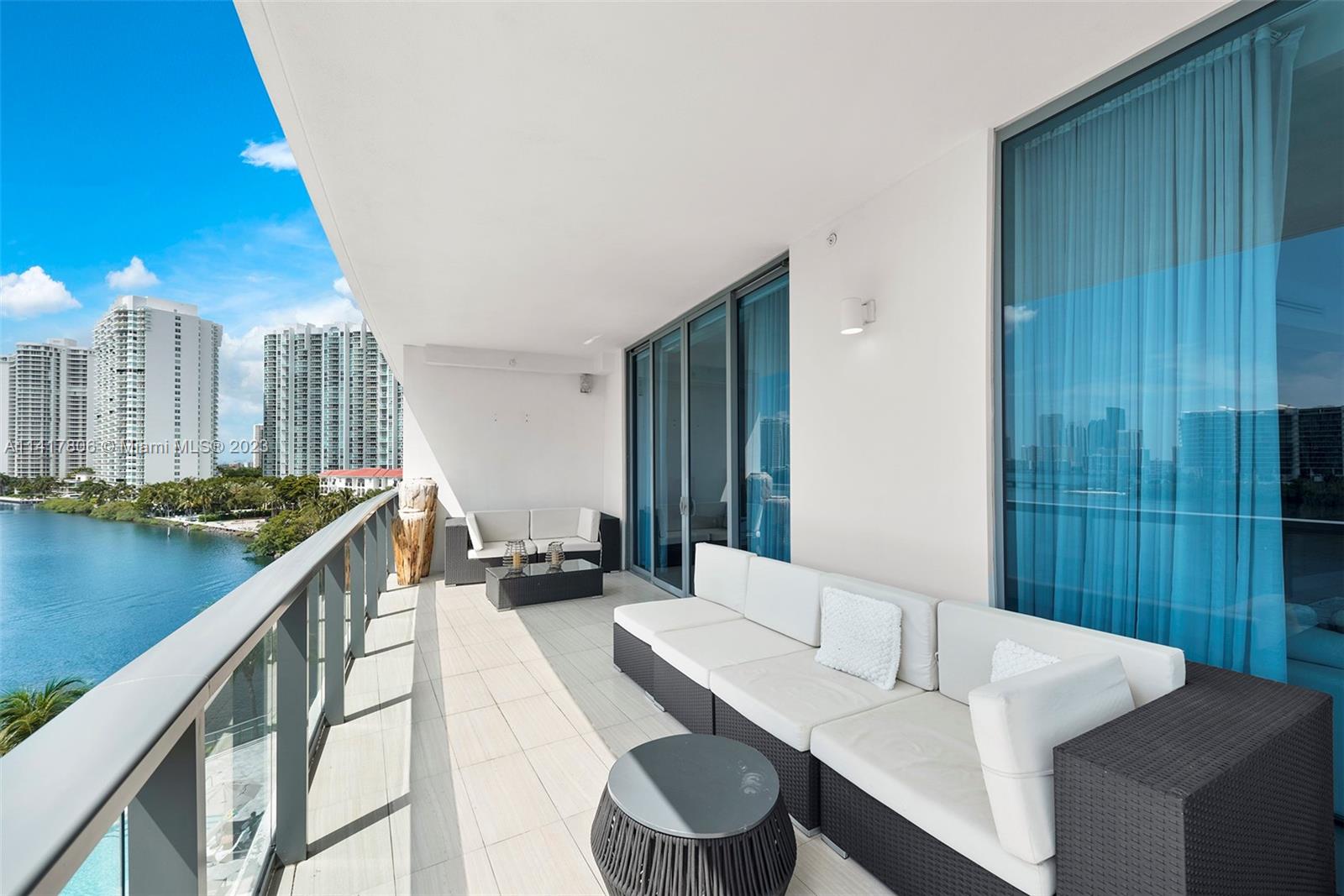 ECHO CONDO - Residential