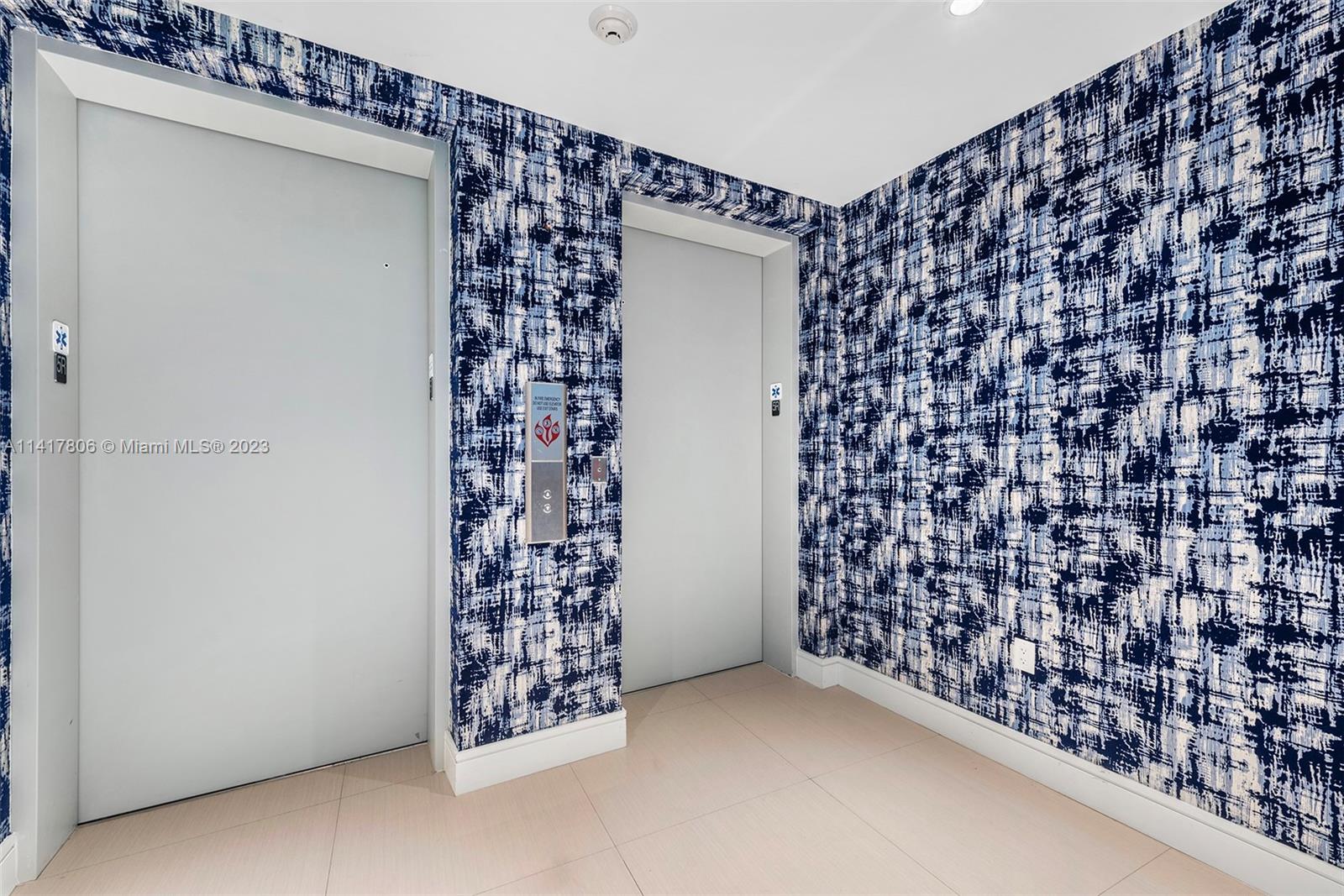 ECHO CONDO - Residential