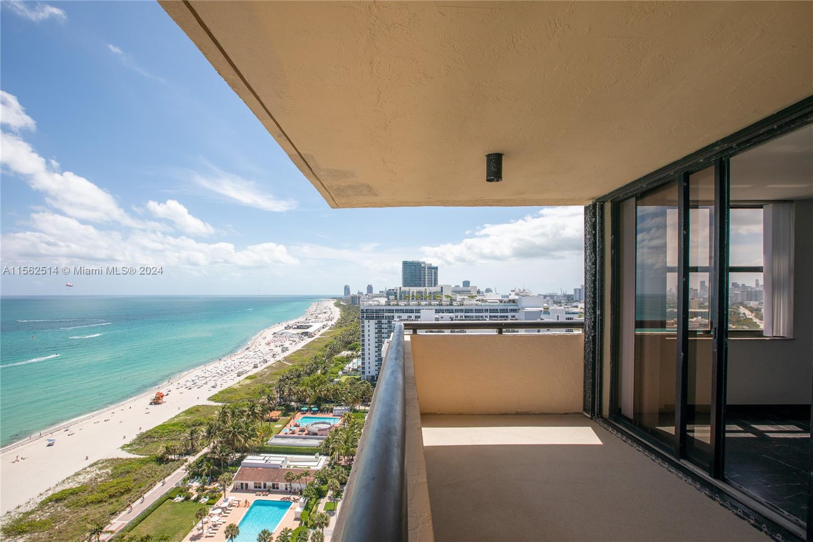 Property for Sale at 2555 Collins Ave 2411, Miami Beach, Miami-Dade County, Florida - Bedrooms: 2 
Bathrooms: 2  - $1,290,000