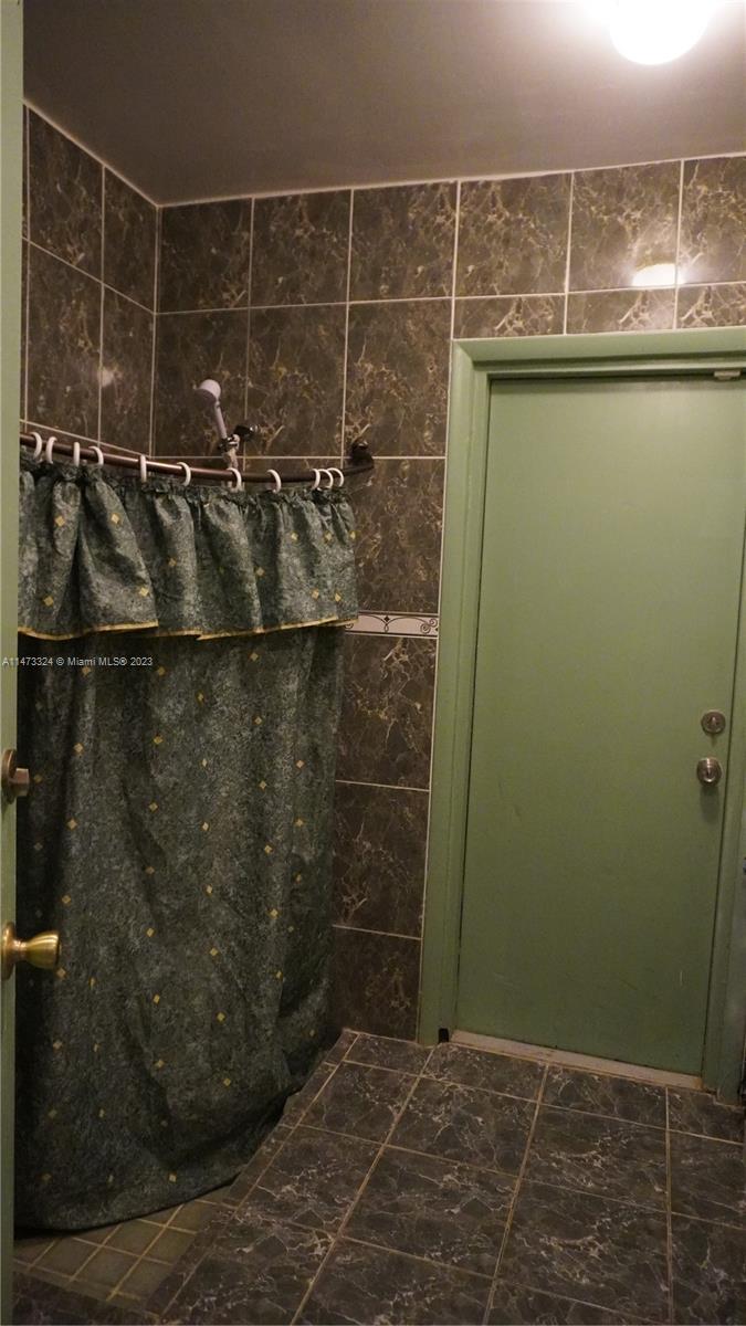 GREEN HILLS ESTATES - Residential