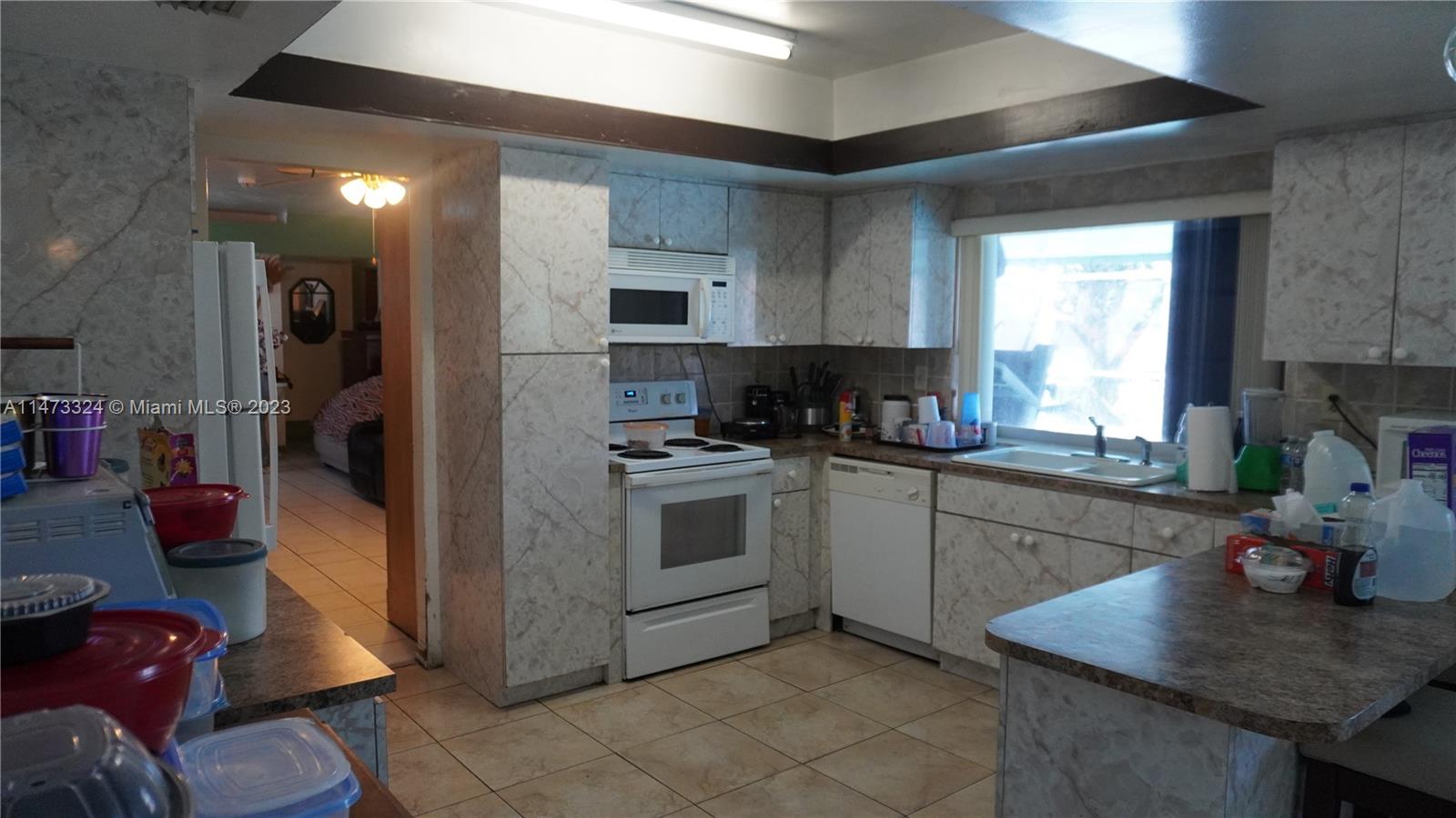 GREEN HILLS ESTATES - Residential