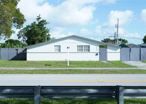10921 N Snapper Creek Dr Miami FL 33173