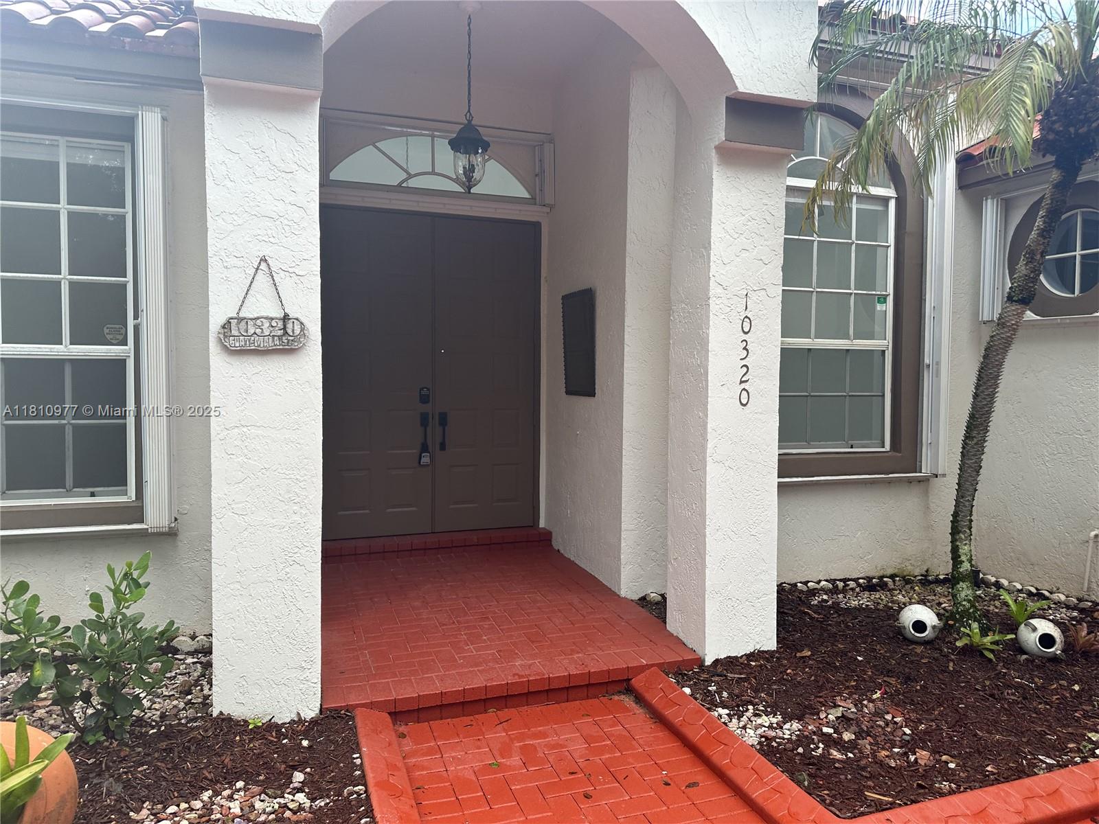 10320 Guatemala St -