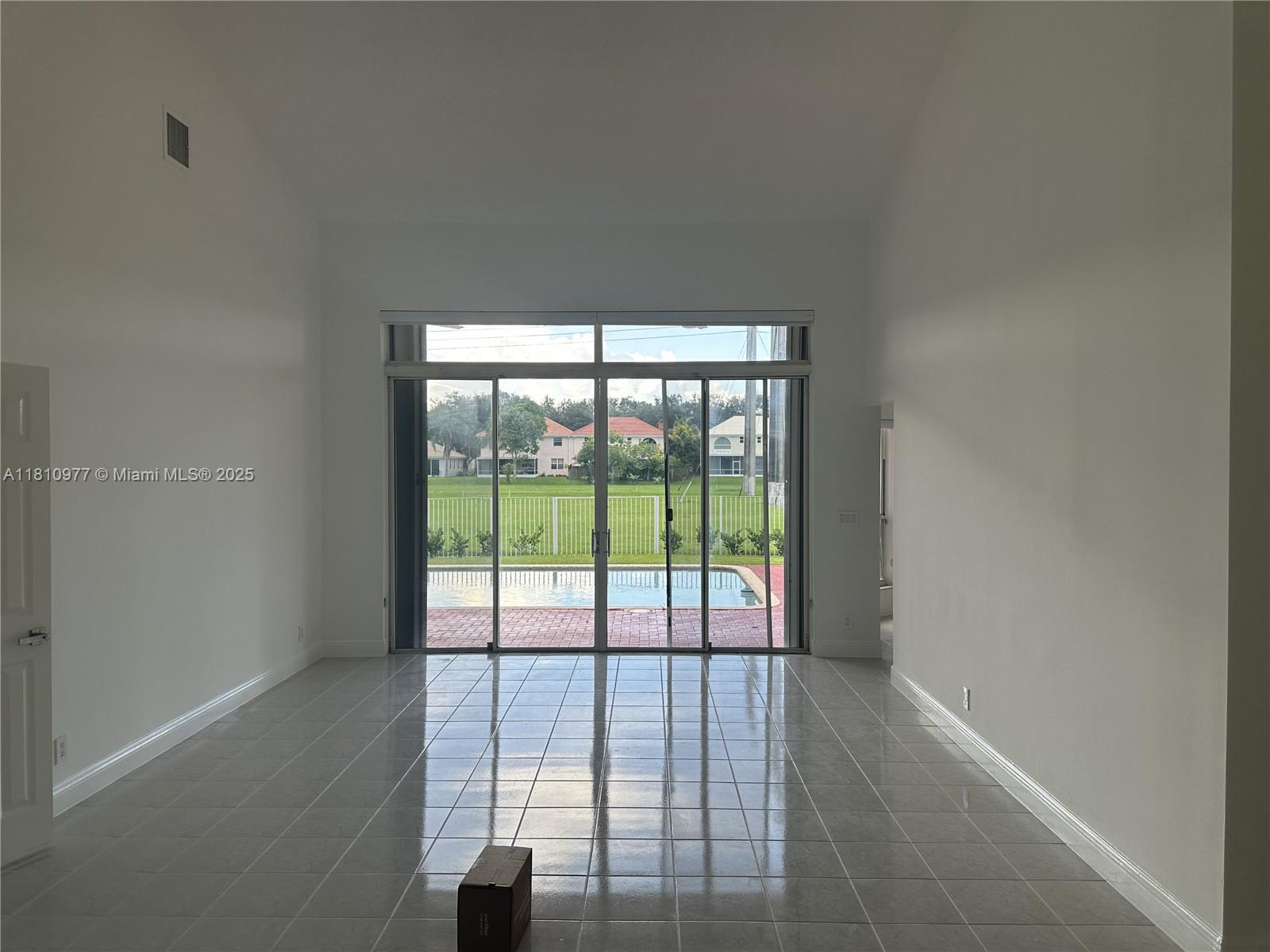 10320 Guatemala St -